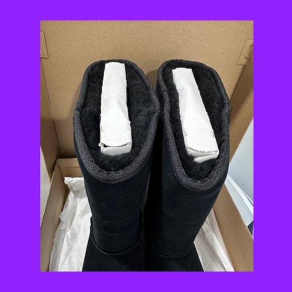 NEW IN BOX - Classic Tall UGG Rubber Boots in Black with large Logo - Size 9 - Picture 5 of 7